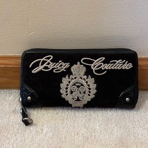 Juicy Couture Velour wallet